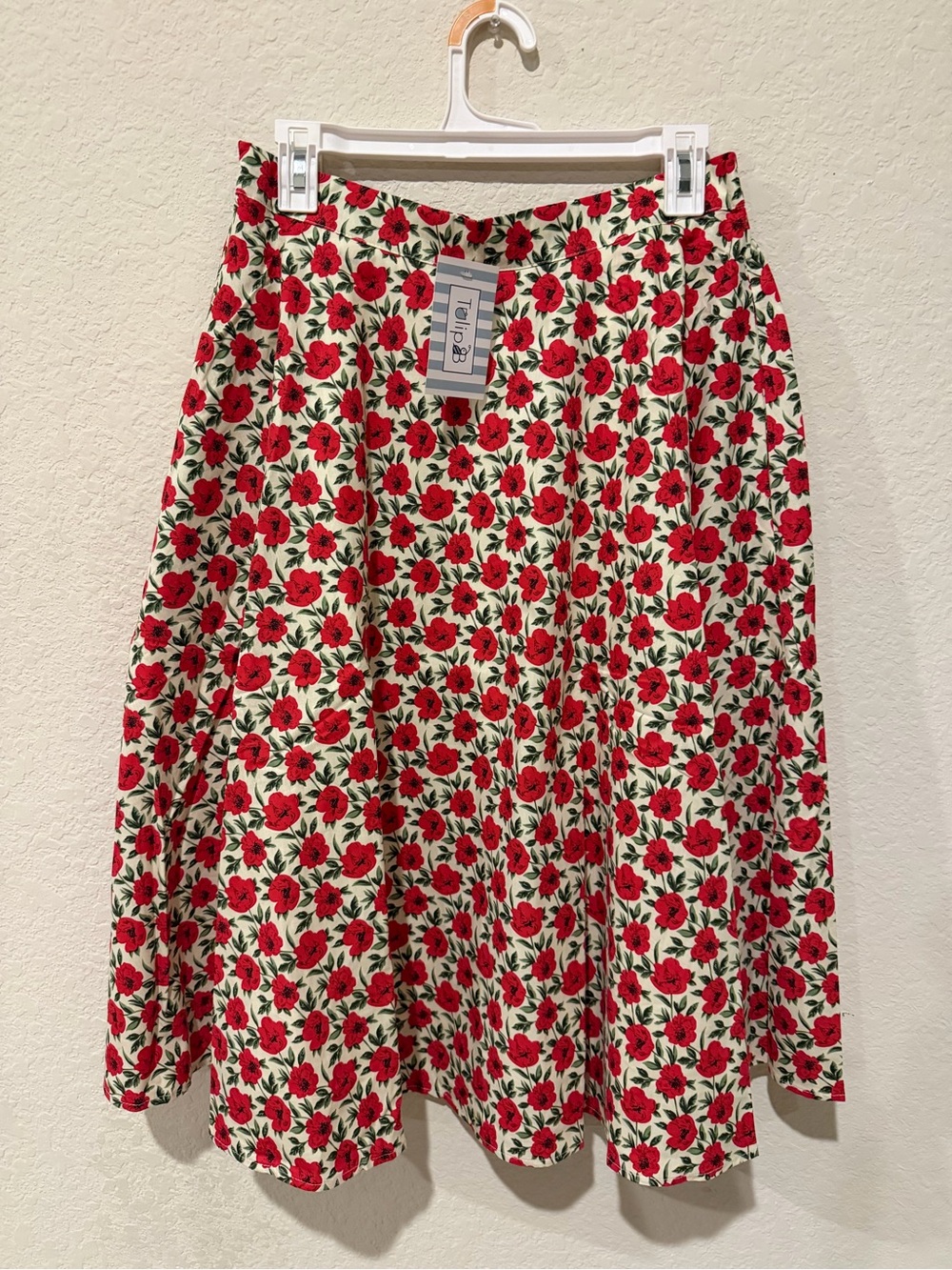 Tulip Floral A-Line Skirt in Red on Cream